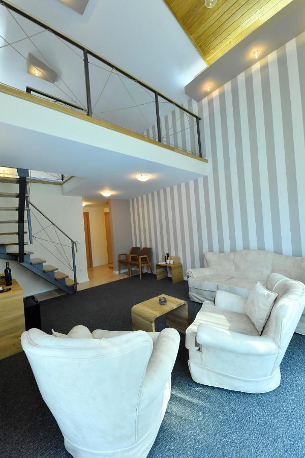 Villa Luxury Rooms - Wine Resort Смедерево Екстериор снимка