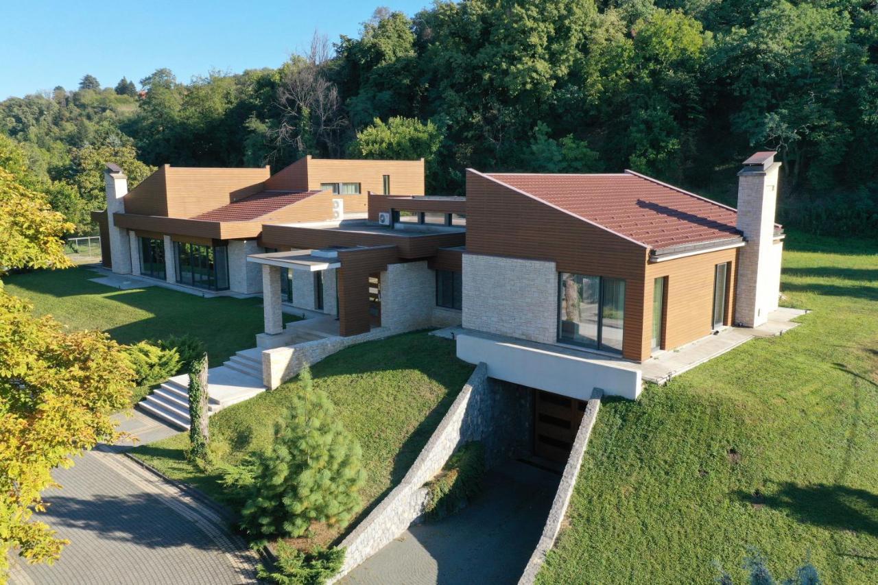 Villa Luxury Rooms - Wine Resort Смедерево Екстериор снимка